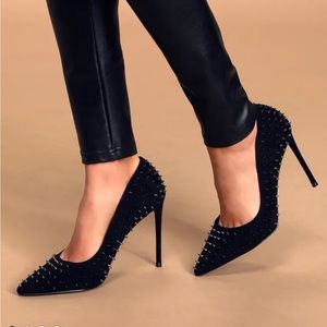 Steve Madden Vala Spiked Pointed Toe Pumps - New In box